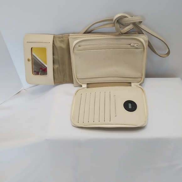 Liz Claiborne crossbody wallet - Picture 4 of 6